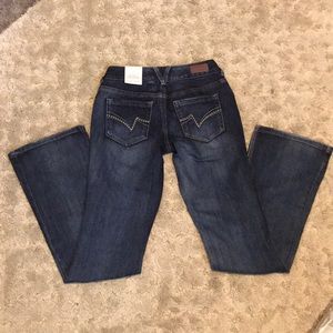 NWT Vanity Ultra Dual Stretch Curvy Boot 26 Sasha